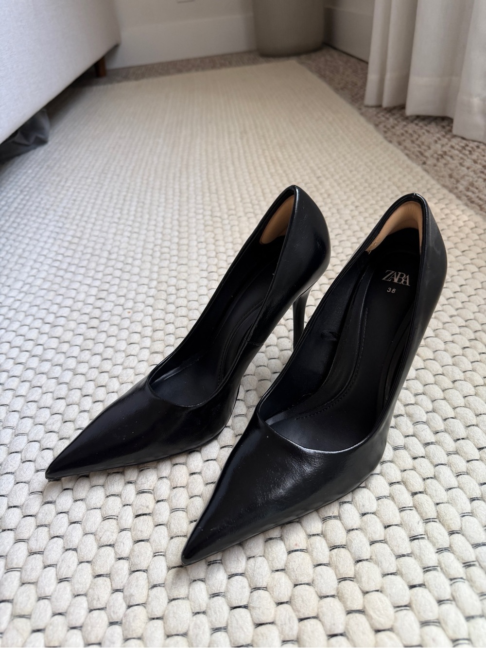 Zara Black Pointed Leather Stiletto Pumps